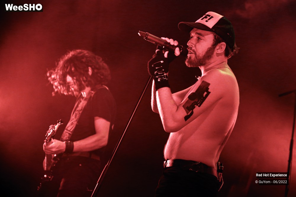 71/99 photos du spectacle Red Hot Experience