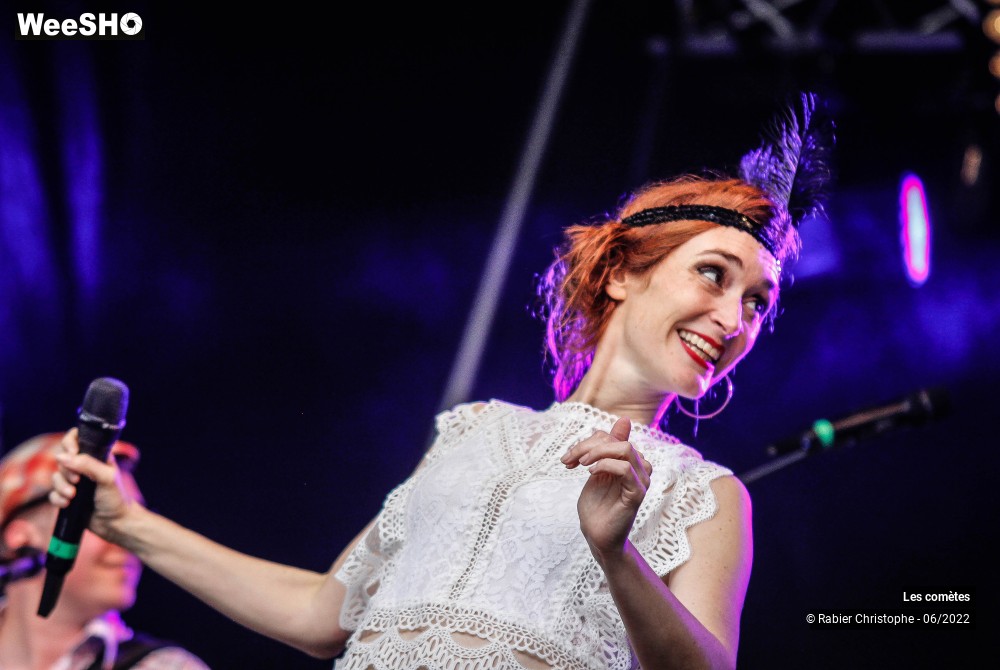 14/76 photos du spectacle Les Comètes