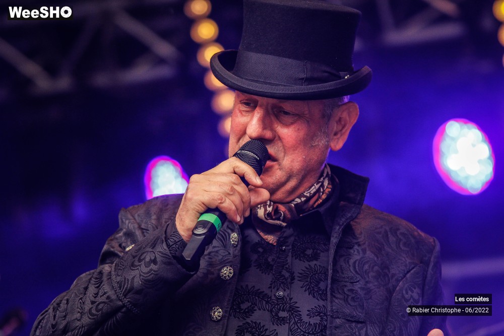 19/76 photos du spectacle Les Comètes