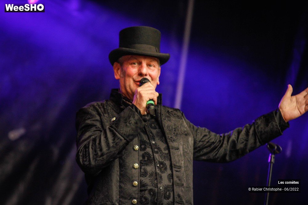 25/76 photos du spectacle Les Comètes