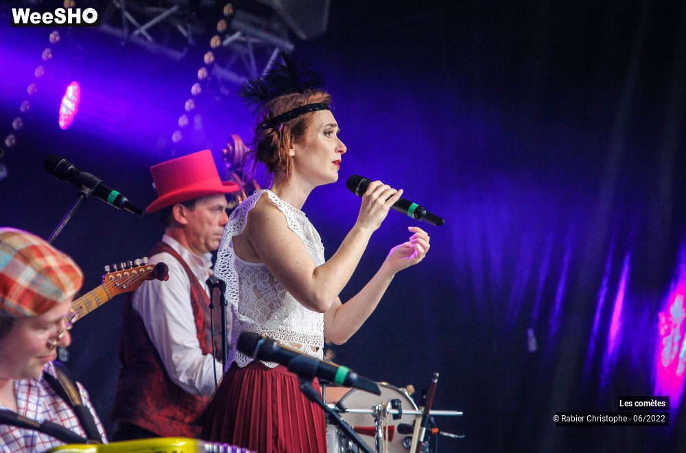 62/76 photos du spectacle Les Comètes
