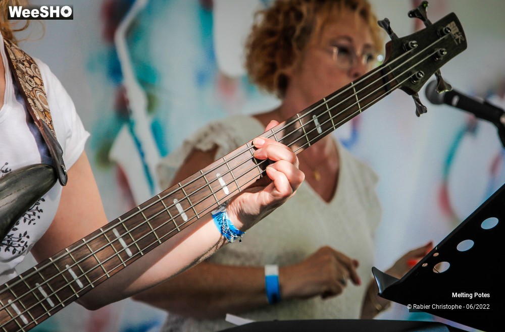 18/19 photos du spectacle Melting potes & Mia