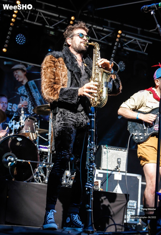 8/57 photos du spectacle flying orkestar