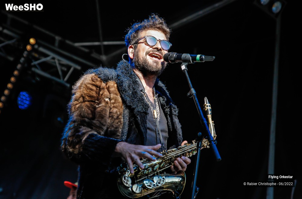 14/57 photos du spectacle flying orkestar