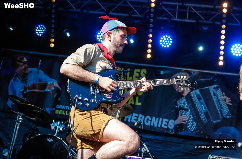 18/57 photos du spectacle flying orkestar