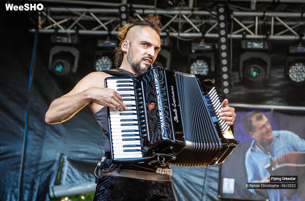 20/57 photos du spectacle flying orkestar