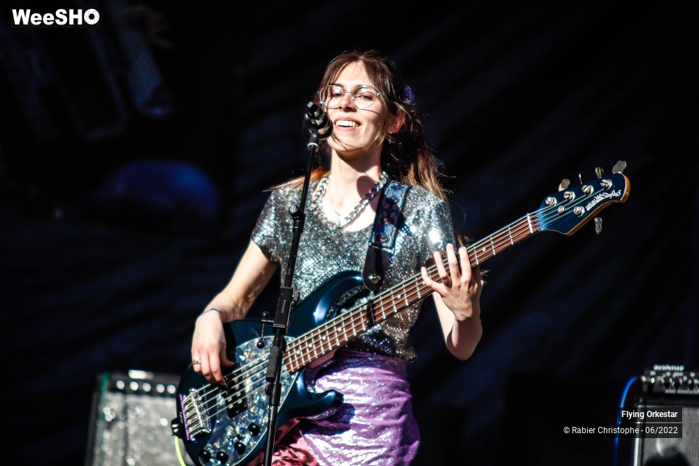 28/57 photos du spectacle flying orkestar