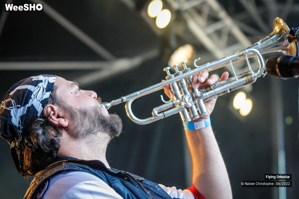 36/57 photos du spectacle flying orkestar