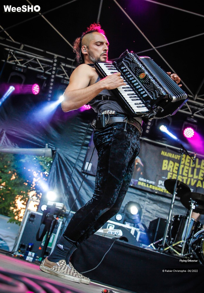 54/57 photos du spectacle flying orkestar