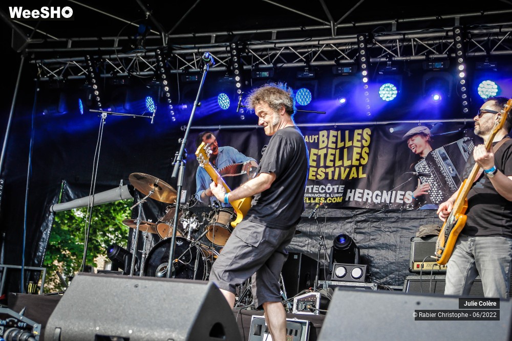 1/37 photos du spectacle Julie Colère