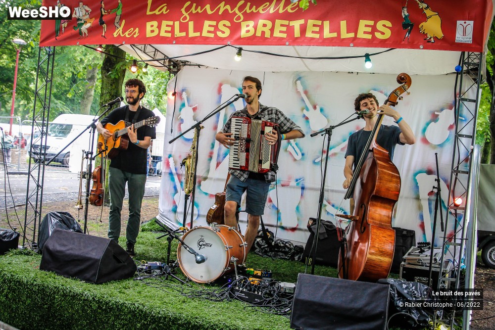 1/36 photos du spectacle Le bruit des pavés