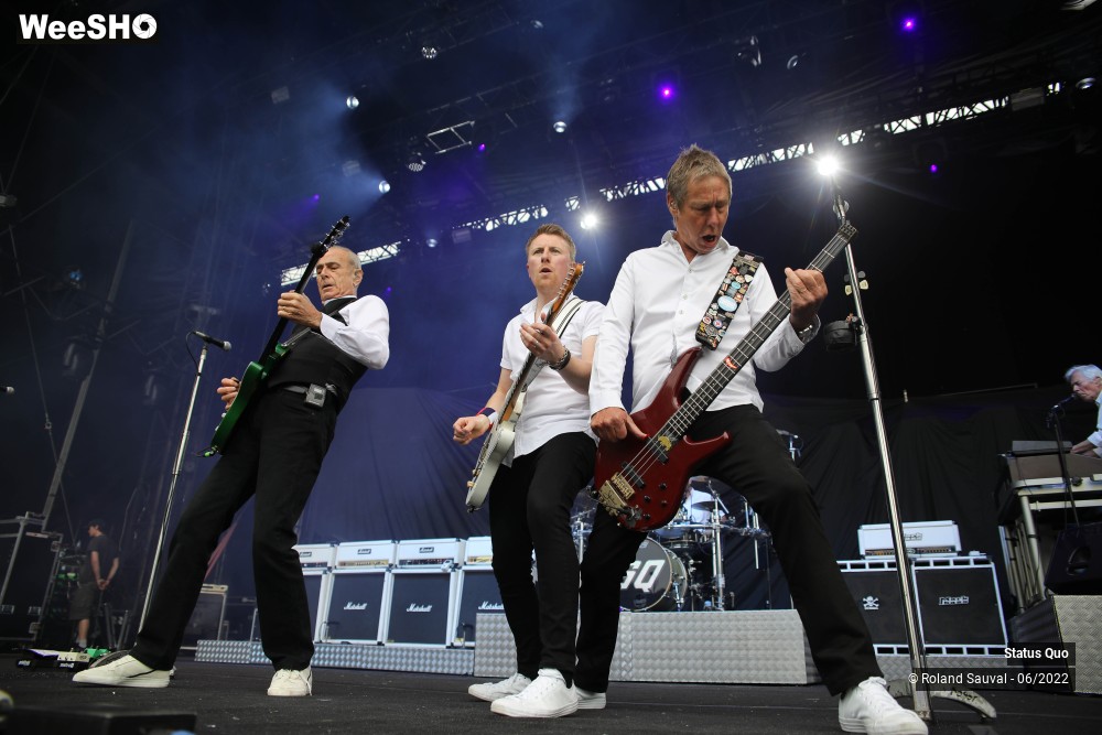 21/44 photos du spectacle Status Quo