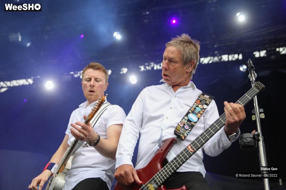 22/44 photos du spectacle Status Quo