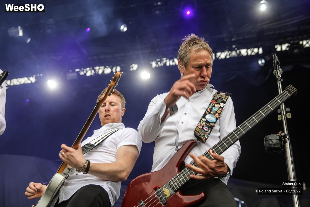 24/44 photos du spectacle Status Quo