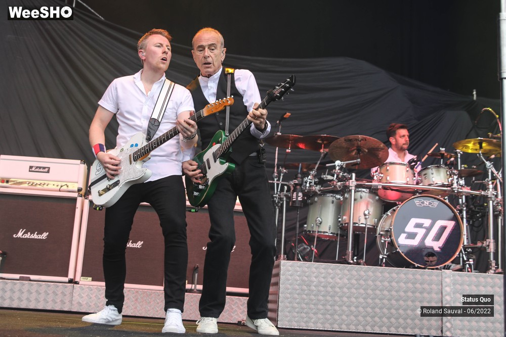 27/44 photos du spectacle Status Quo