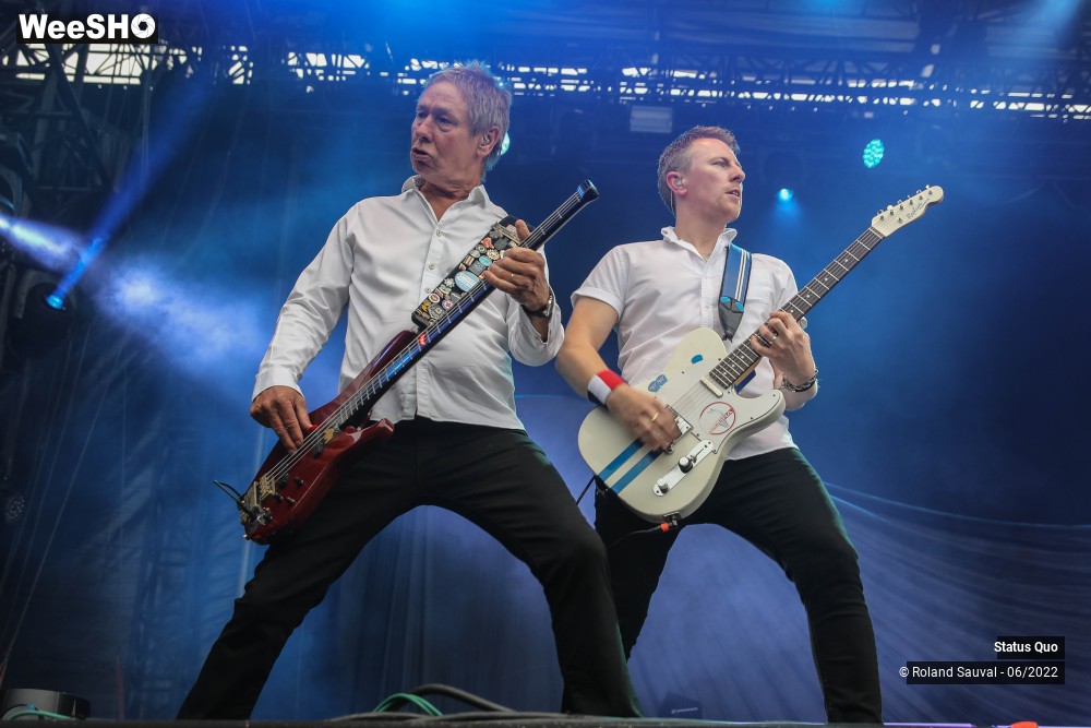 43/44 photos du spectacle Status Quo