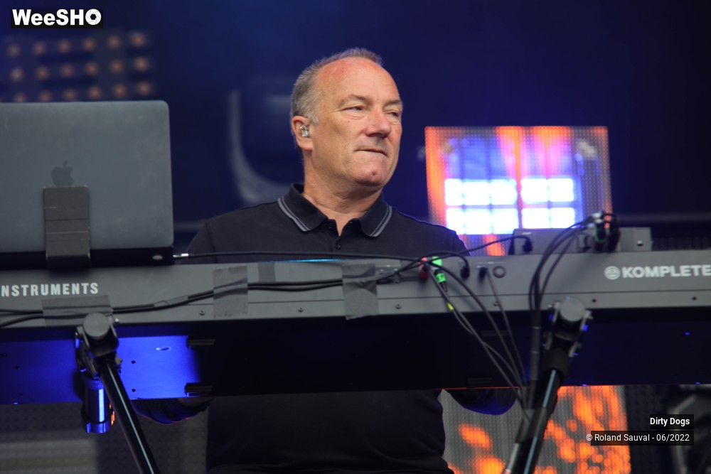 38/43 photos du spectacle Dirty Dogs