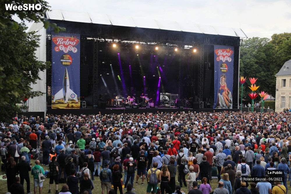 24/27 photos du spectacle Ambiance Retro c trop 2022