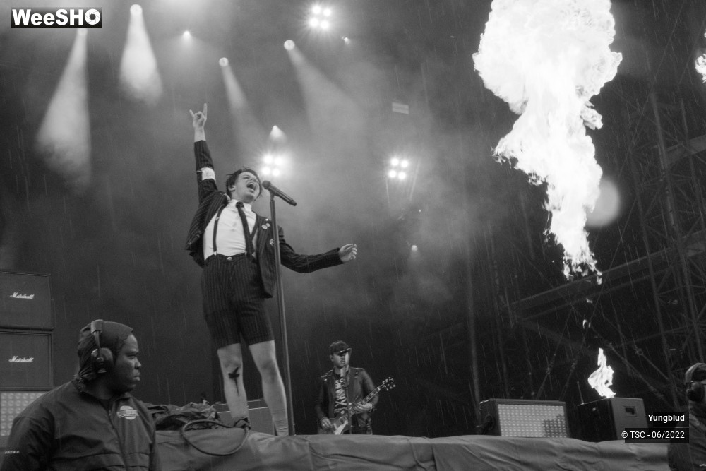 6/18 photos du spectacle Yungblud