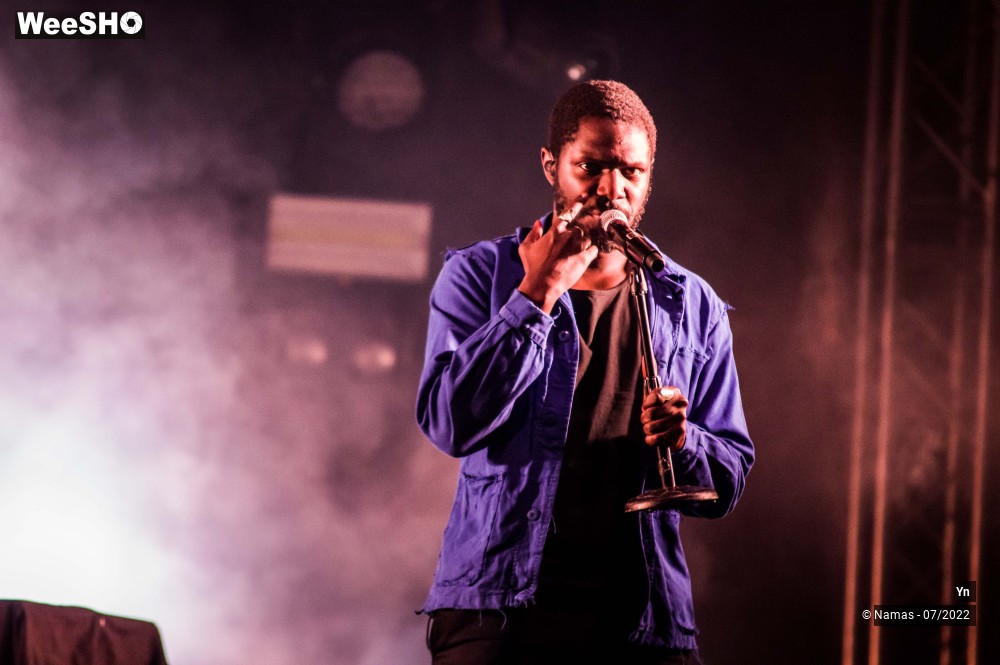 19/23 photos du spectacle YN