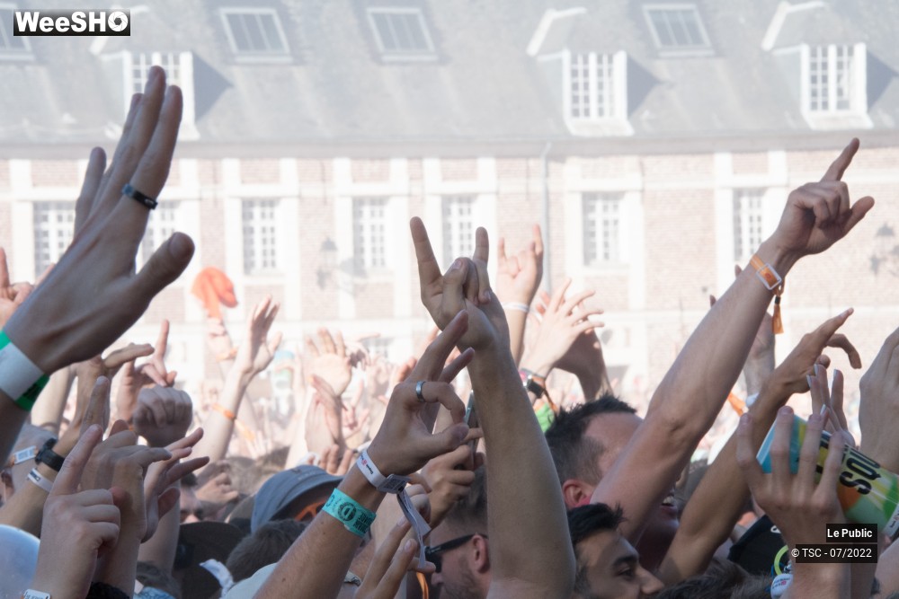 19/33 photos du spectacle Ambiance J4 Main Square 2022