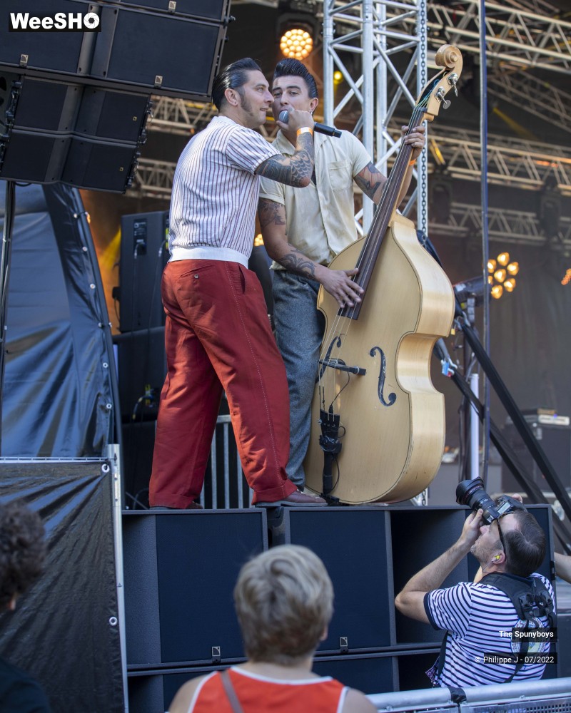 15/21 photos du spectacle The Spuny Boys