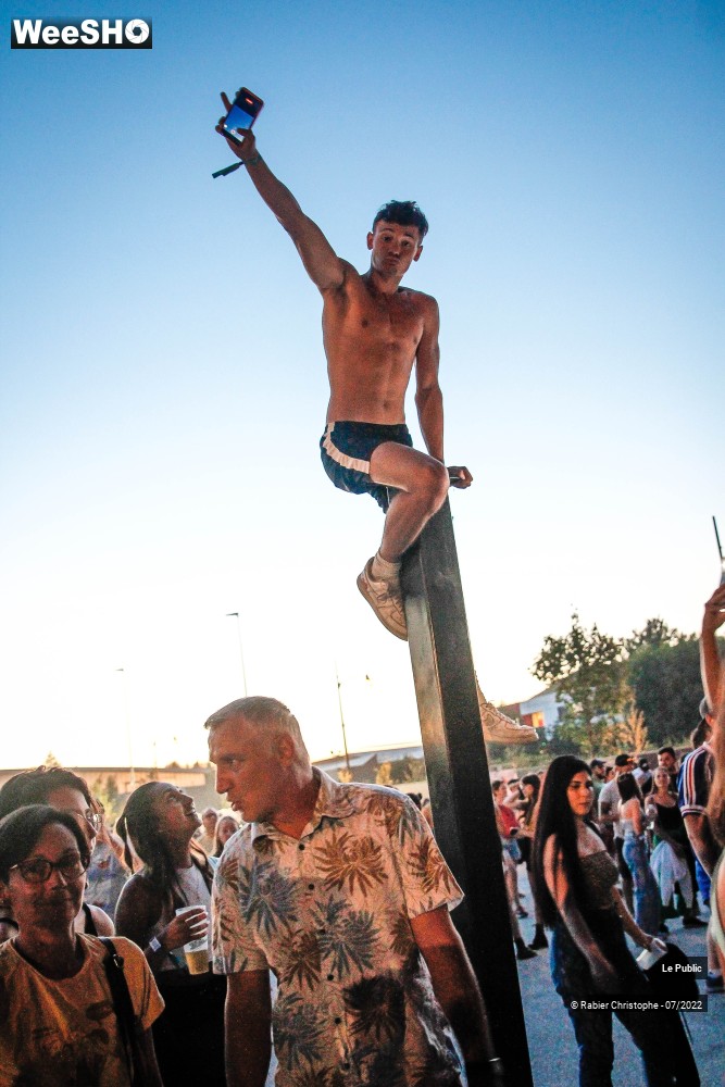 48/50 photos du spectacle Ambiance 3 au Festival Les Nuits Secrètes 2022