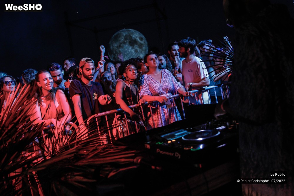 49/50 photos du spectacle Ambiance 3 au Festival Les Nuits Secrètes 2022