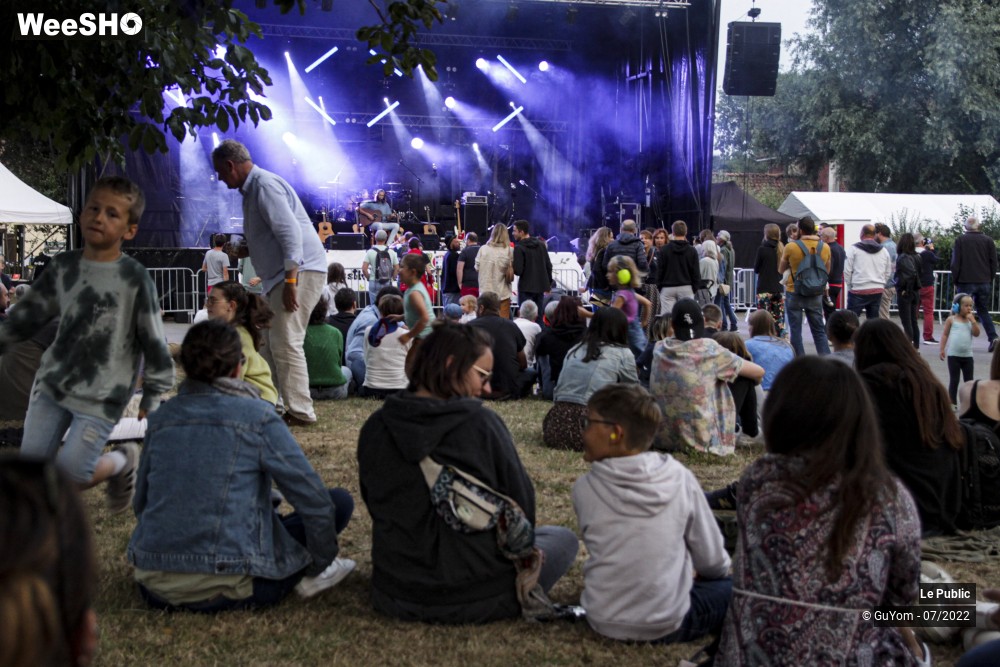 27/49 photos du spectacle Illuminés 2022 J1 Ambiance et staff