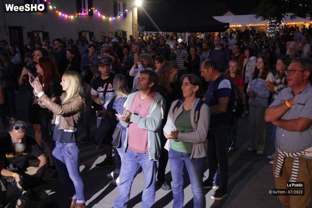 32/49 photos du spectacle Illuminés 2022 J1 Ambiance et staff