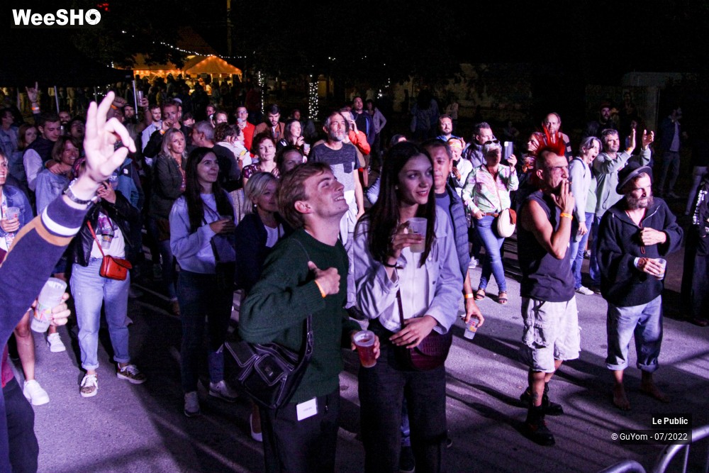 44/49 photos du spectacle Illuminés 2022 J1 Ambiance et staff