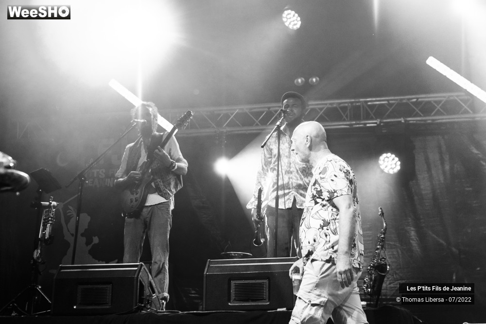 2/17 photos du spectacle Les P'tits Fils de Jeanine