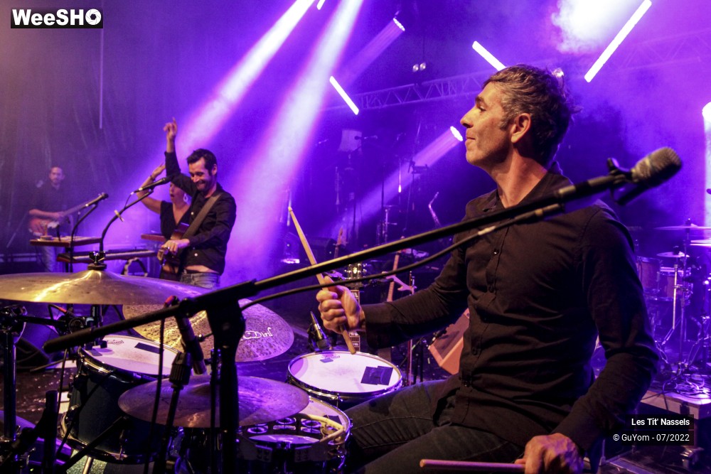 8/65 photos du spectacle Les Tit' Nassels