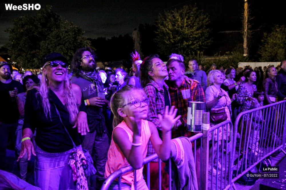 32/52 photos du spectacle Illuminés 2022 J2 Ambiance et staff