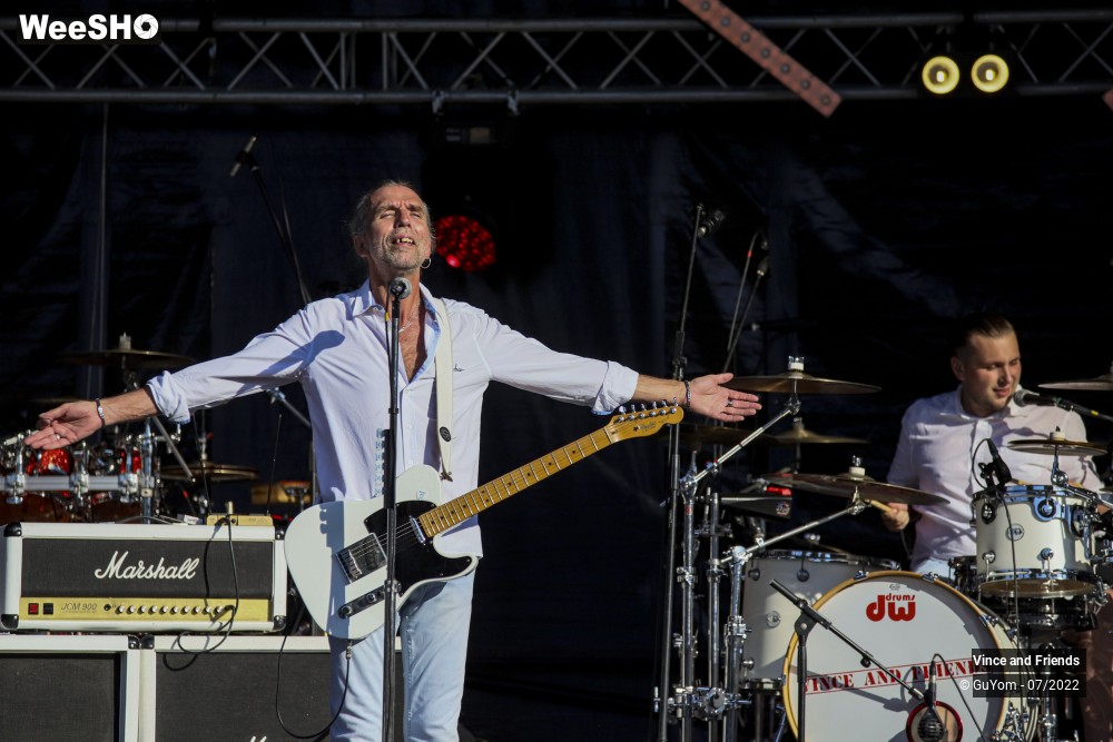 2/30 photos du spectacle Vince and Friends