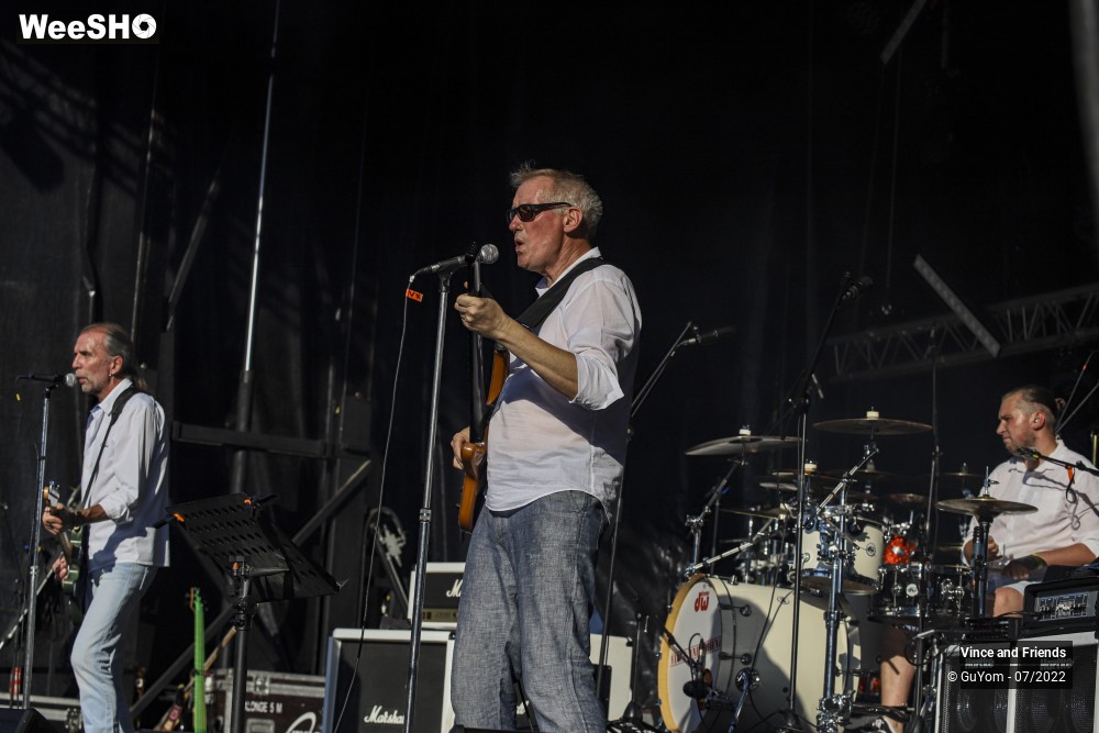 20/30 photos du spectacle Vince and Friends