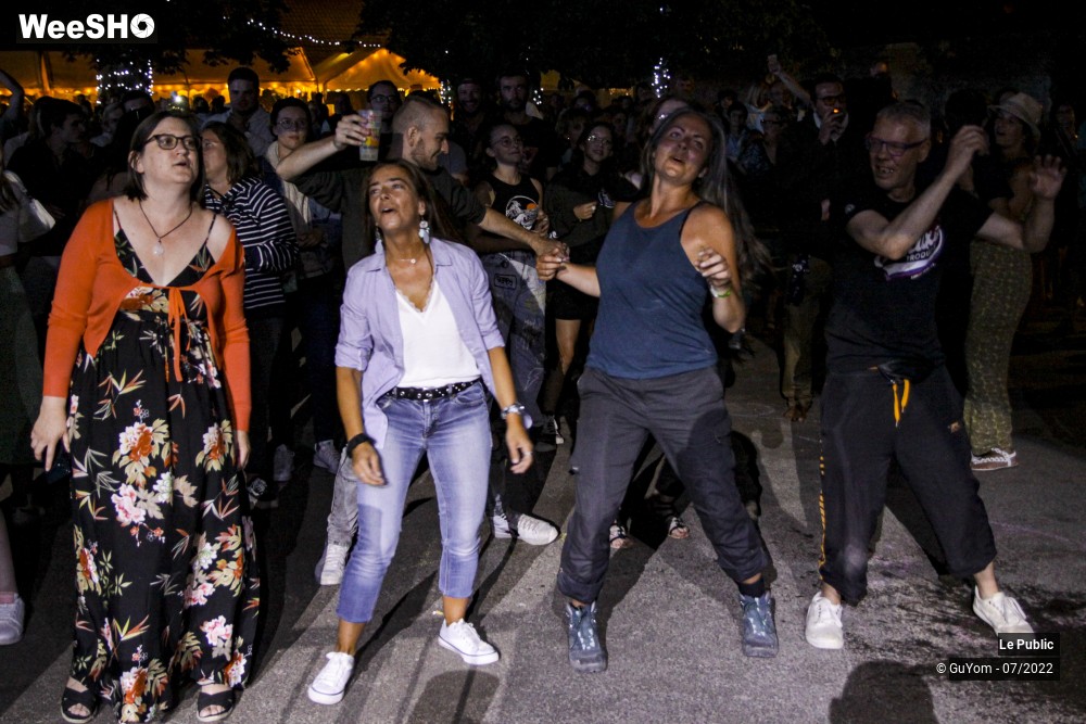 22/63 photos du spectacle Illuminés 2022 J3 Ambiance et staff