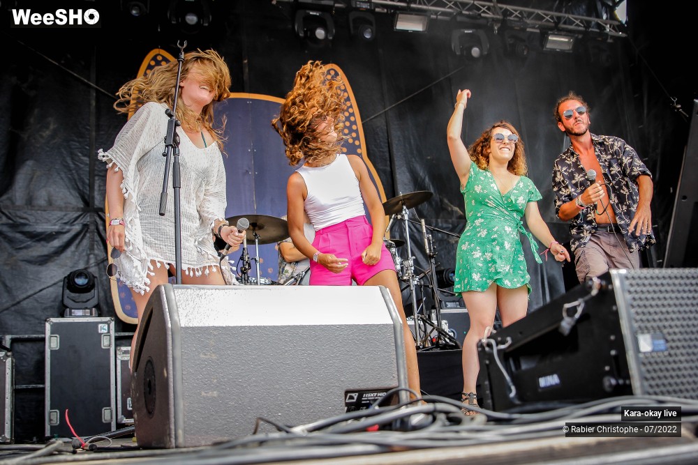 26/68 photos du spectacle Kara-okay live