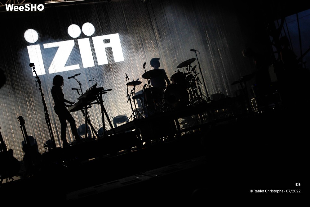1/27 photos du spectacle Izia