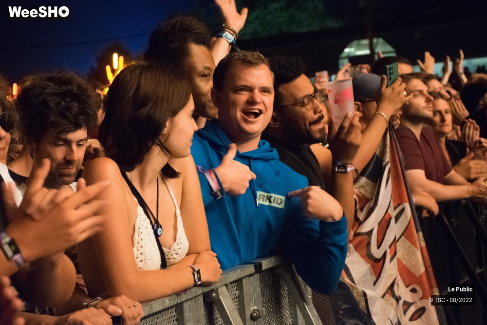 19/20 photos du spectacle Ambiance J4 au Cabaret Vert 2022
