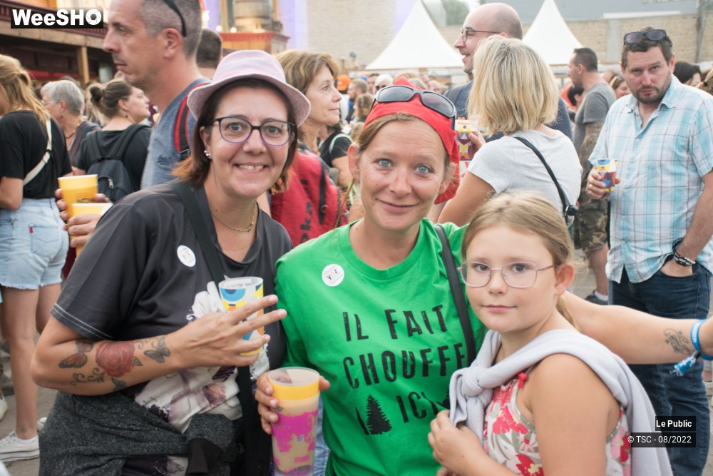 30/48 photos du spectacle Ambiance J5 au Cabaret Vert 2022