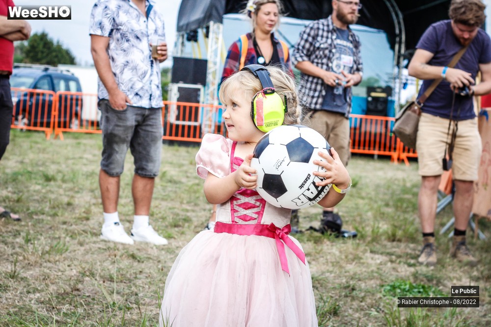 49/56 photos du spectacle Ambiance au Festival Le P'tit wood 2022