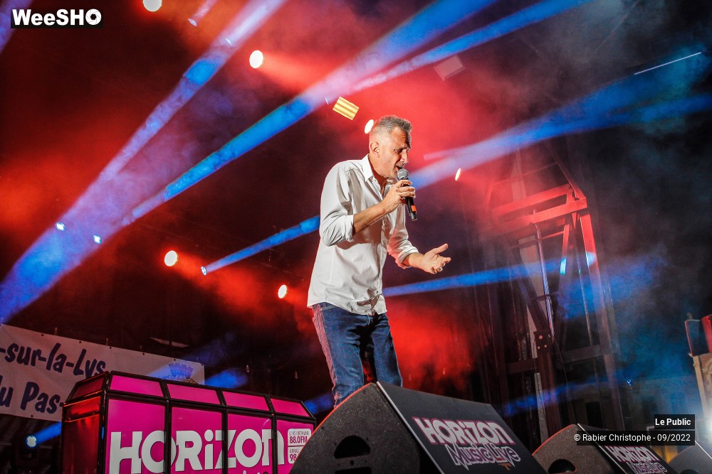 23/33 photos du spectacle Ambiance au Horizon Music Live