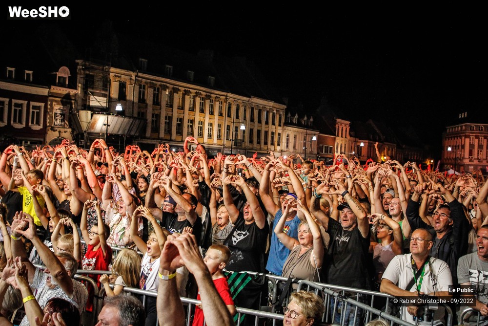 27/33 photos du spectacle Ambiance au Horizon Music Live