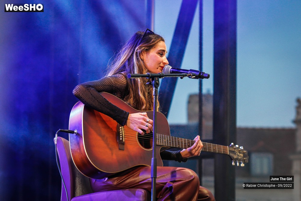 15/15 photos du spectacle June the Girl