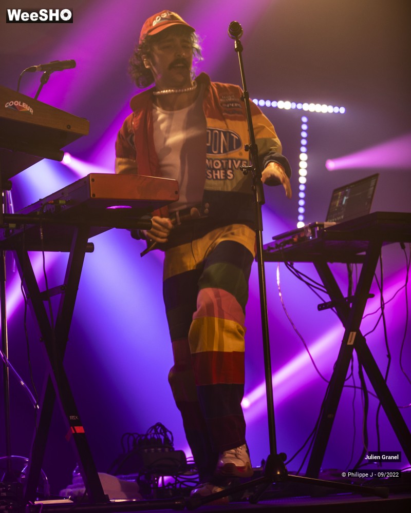 2/44 photos du spectacle Julien Granel