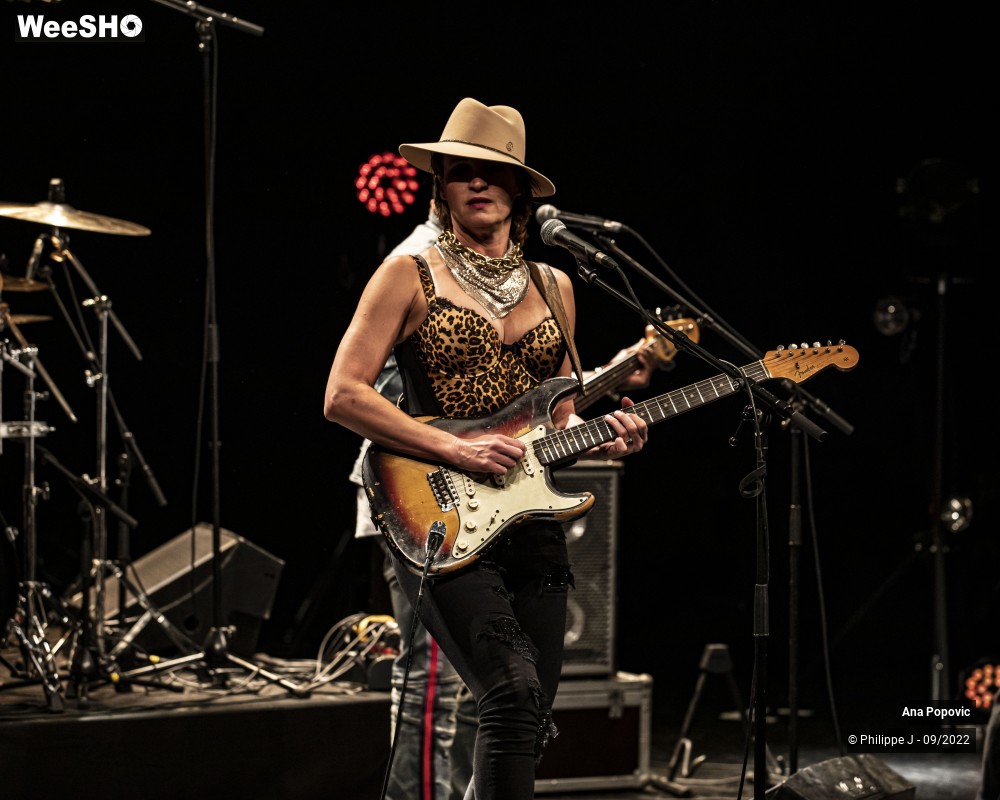 8/41 photos du spectacle Ana Popovic