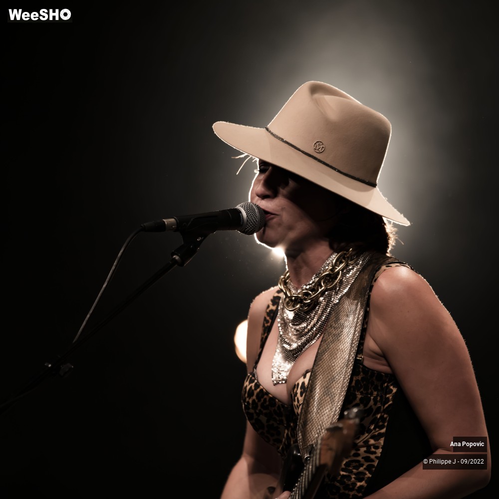 19/41 photos du spectacle Ana Popovic
