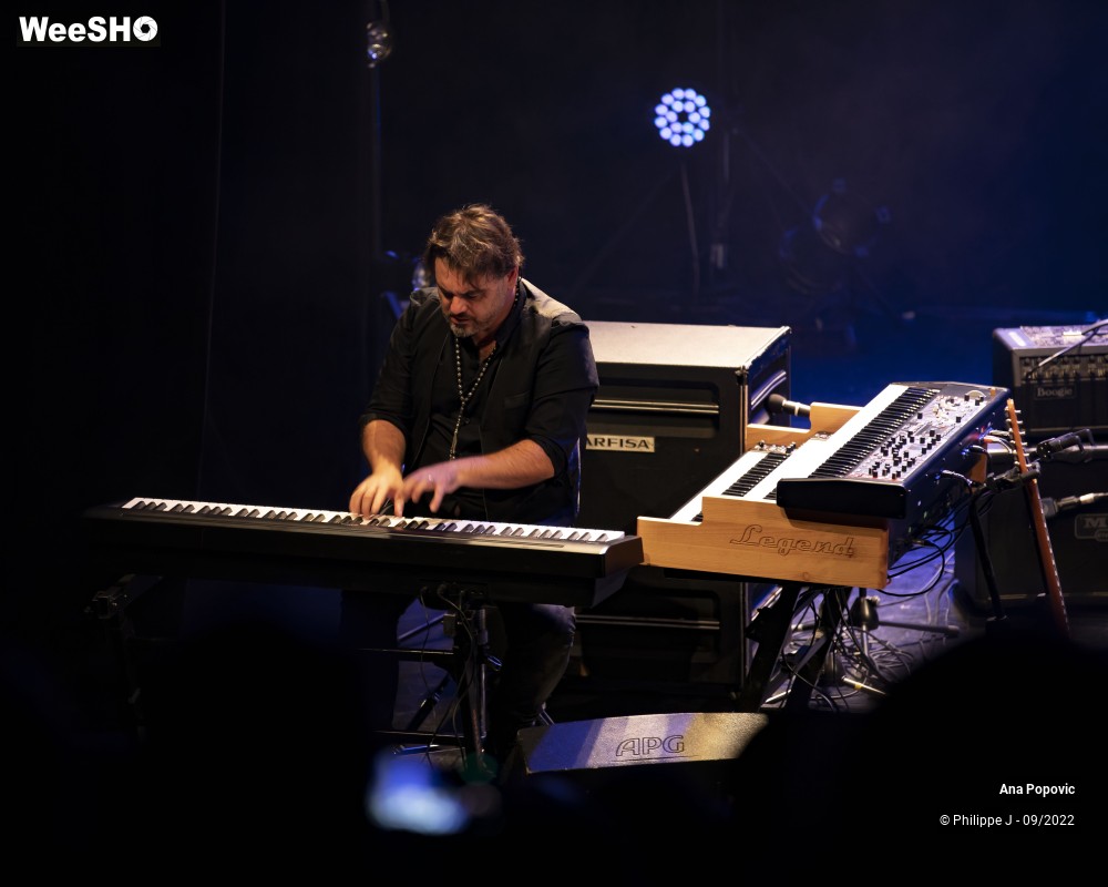 25/41 photos du spectacle Ana Popovic