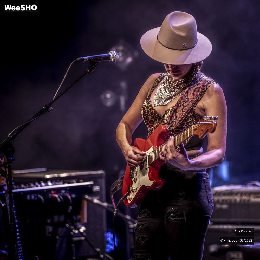 31/41 photos du spectacle Ana Popovic